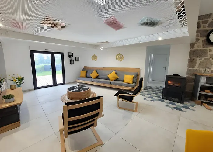 De L'atelier - 15 Personnes Grazac (Auvergne)